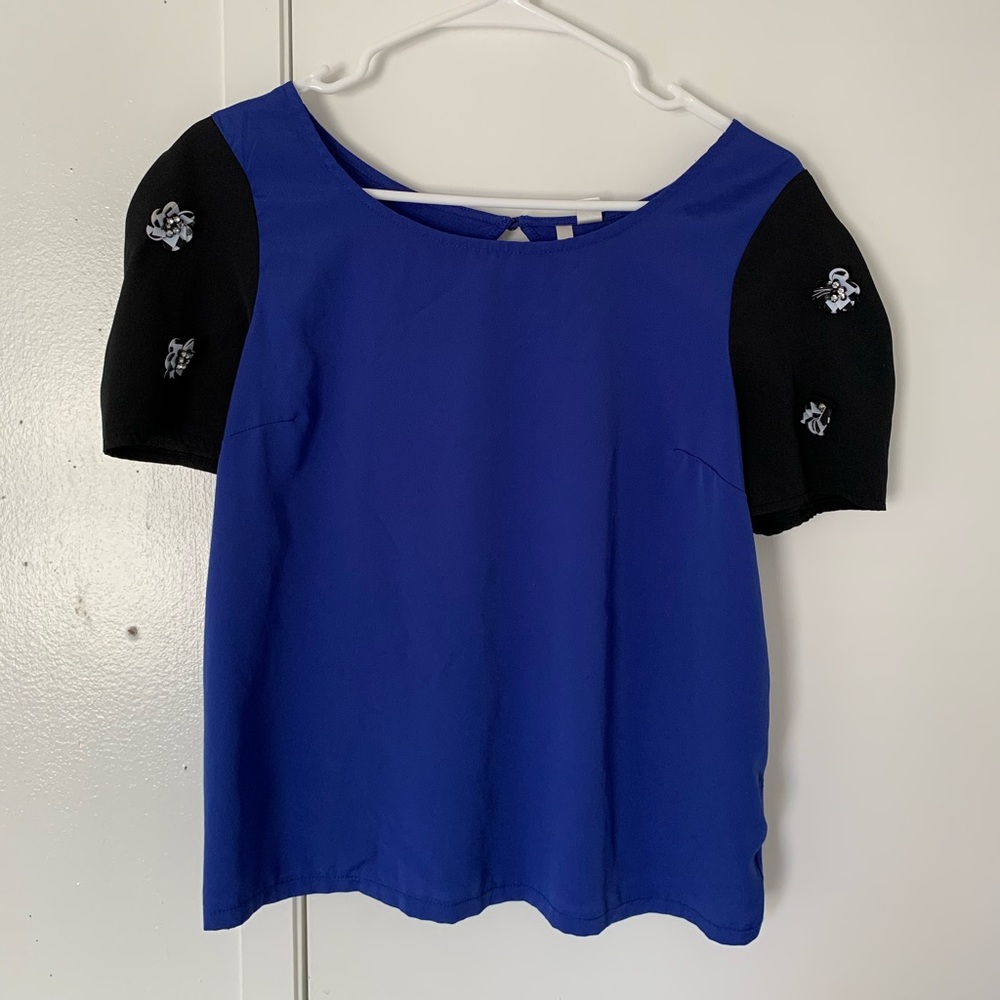 Ladies/junior blouse 💙🖤